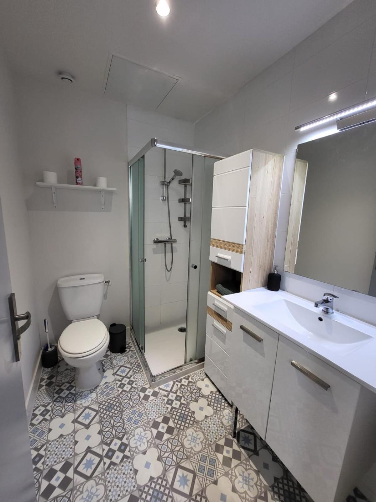 Le Patio - Appartement Calme - Hyper Centre Pau Dış mekan fotoğraf